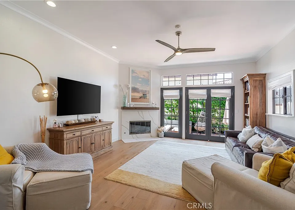210 S Prospect Ave
