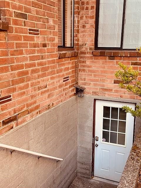 Entrance to B unit