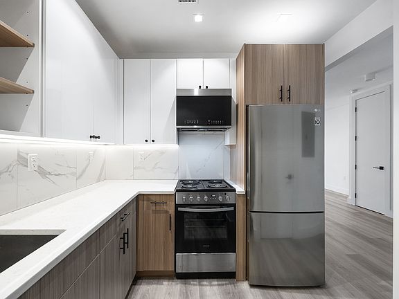 4th image of 1634 Church Ave #2R
