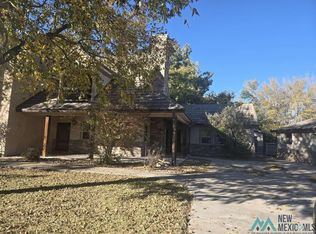 122 N La Huerta Cir, Carlsbad, NM 88220
