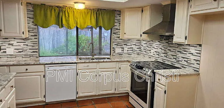5030 Merganser Dr — Photo 12