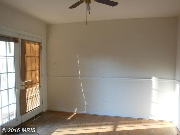 5th image of 274 Jackson St