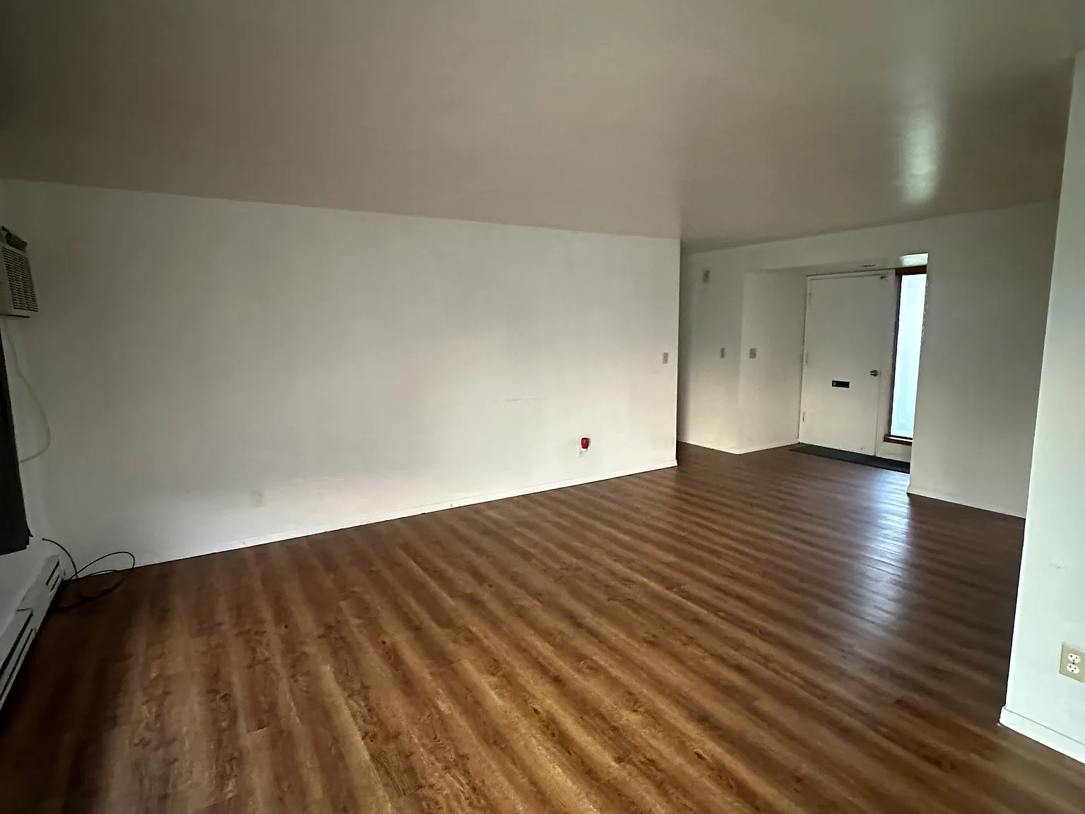 4 bed, 1430 sqft, $1,800 — Photo 4