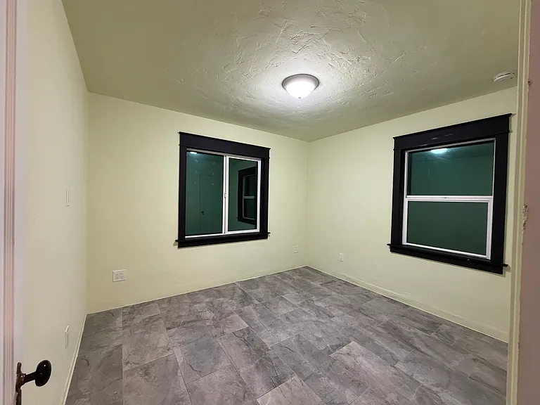 3981 E Desmond Ln — Photo 18