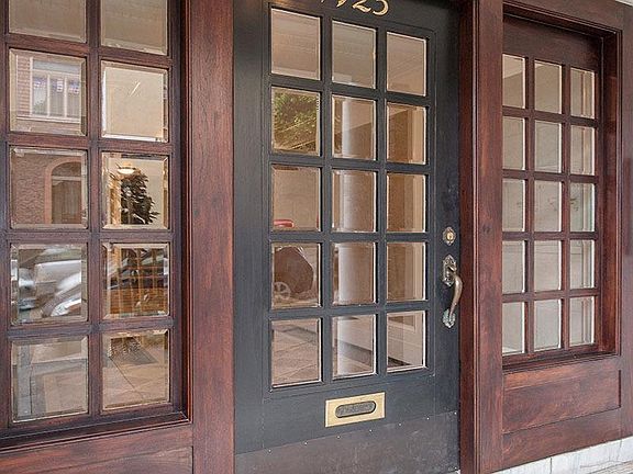 2nd image of 1925 Laguna St APT 4