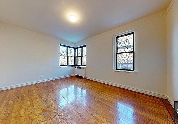 5th image of 30 Park Ter E APT 2E
