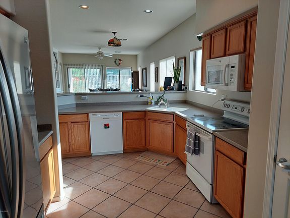 4th image of 9839 E Fairview Ave