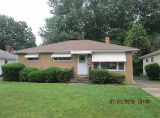 1151 Monarch Rd, South Euclid, OH 44121