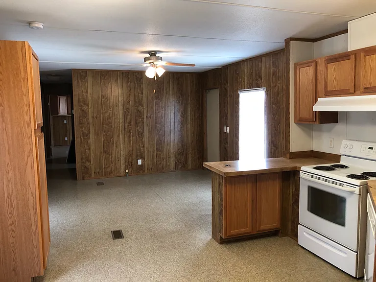42284 S County Road 200 #33 — Photo 4