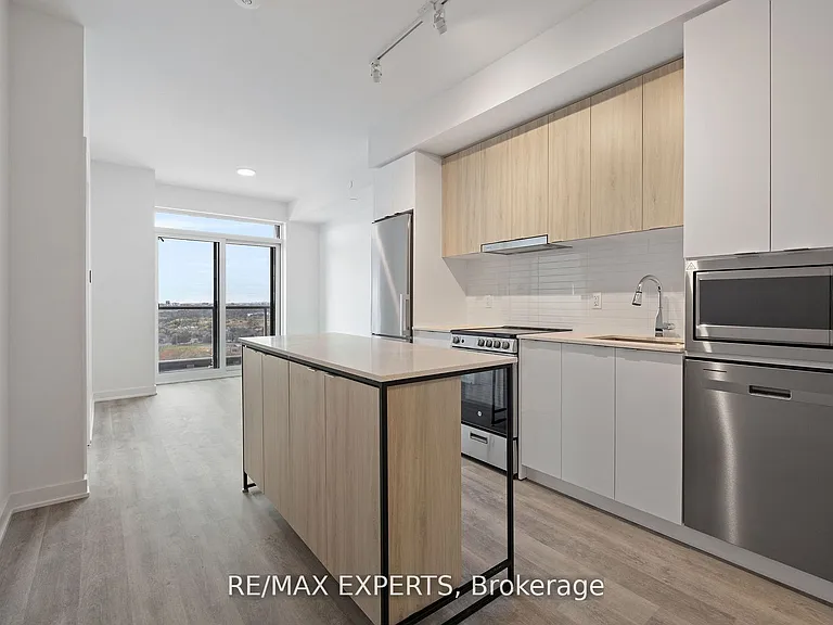 50 Upper Mall Way #B1504 — Photo 19