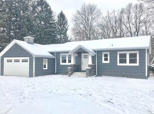 115 Woodland Rd, Pittsford, NY 14534