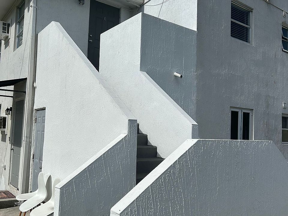 1st image of 111 Ludlam Dr APT 4