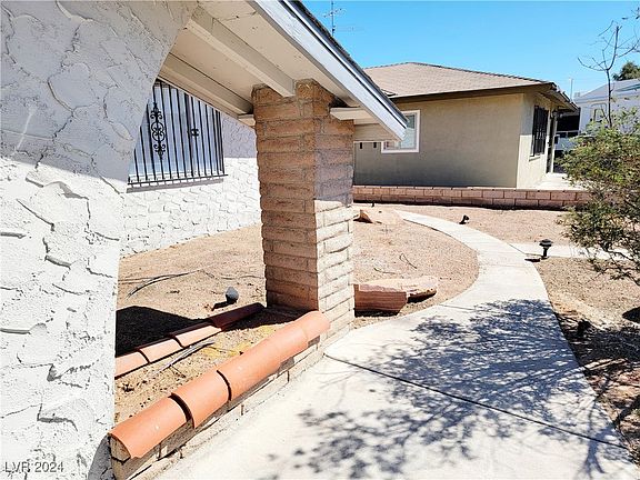 2nd image of 2109 San Jose Ave