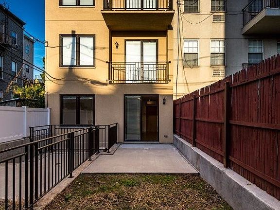 2nd image of 689 Leonard St #1BAB