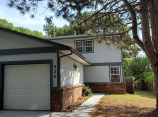 936 S Longfellow St, Wichita, KS 67207