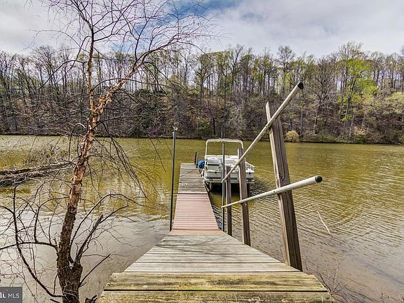5th image of 10652 Big Oak Cir