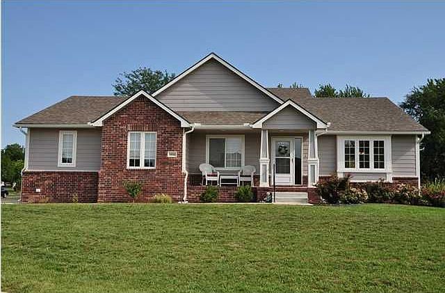 1st image of 1016 N McCaskey Dr