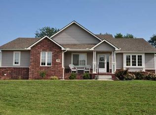 1016 N McCaskey Dr, Rose Hill, KS 67133