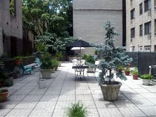 Sold by Citi Habitats | media 6