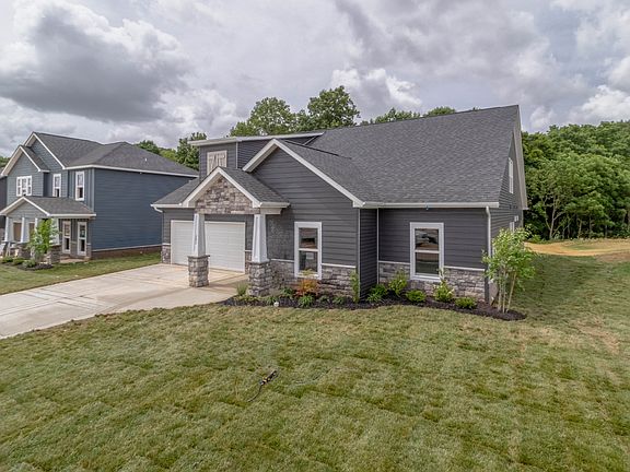 3rd image of 468 Farmington Lot 468
