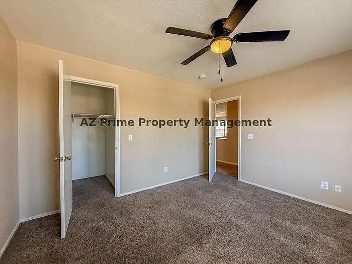 583 W Racine Loop — Photo 21