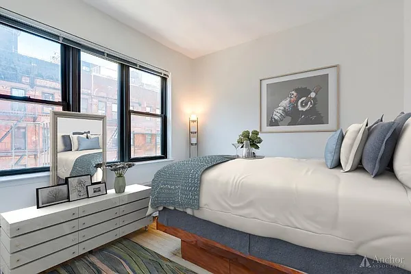 Rented by Anchor Associates | media 25