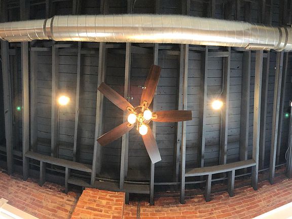 View of the exposed ceilings 