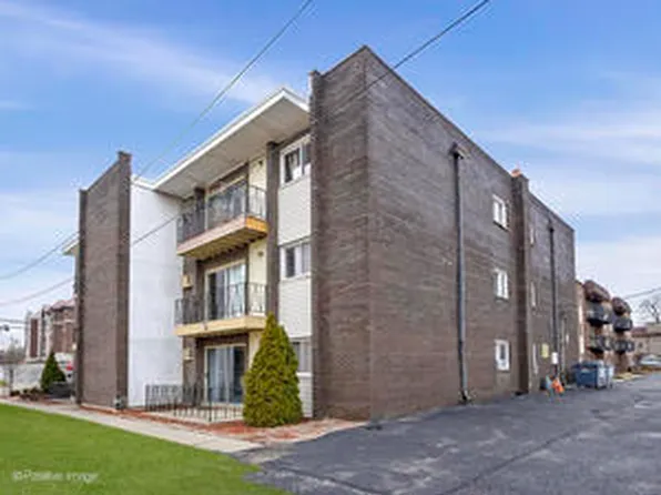 355 Bluff Ave APT 3C, La Grange, IL 60525