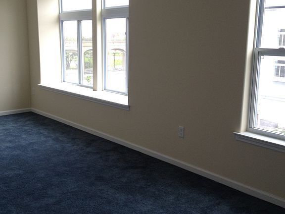 3rd image of 194 Sea Grass Ln #2