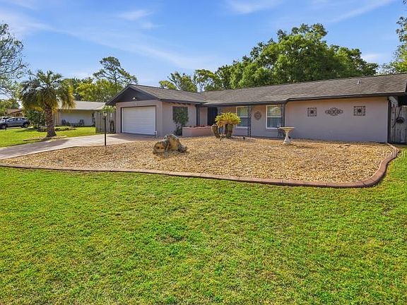 2nd image of 60 BLAINE DRIVE