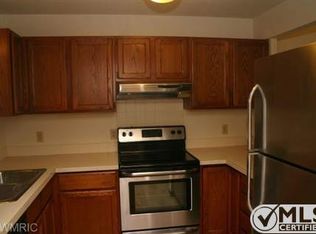 228 Wall St #2, Zeeland, MI 49464