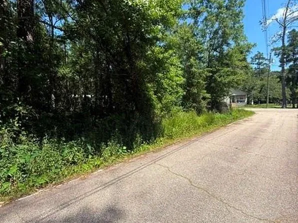 Benjamin Rd, Slidell, LA 70460