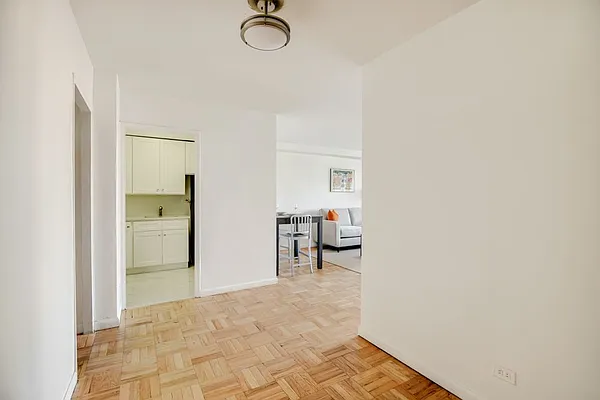 Sold by Compass | media 6