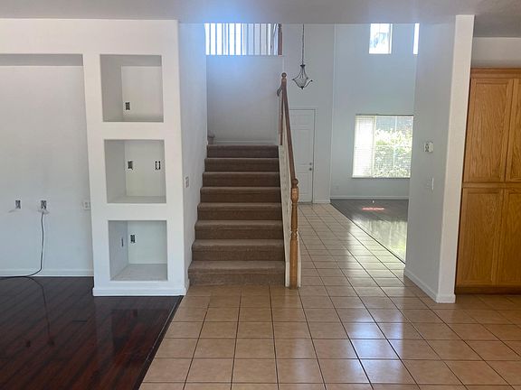 4th image of 7624 Malta Dr