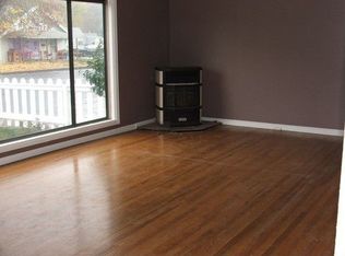730 E Main St, Sheridan, OR