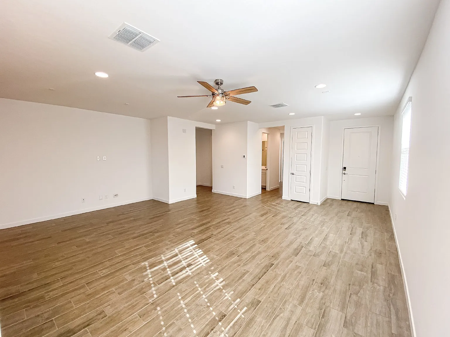 3534 E Dakota Dr — Photo 3