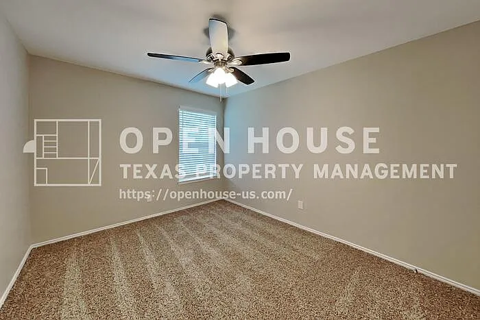 5620 Talons Crest Cir — Photo 16