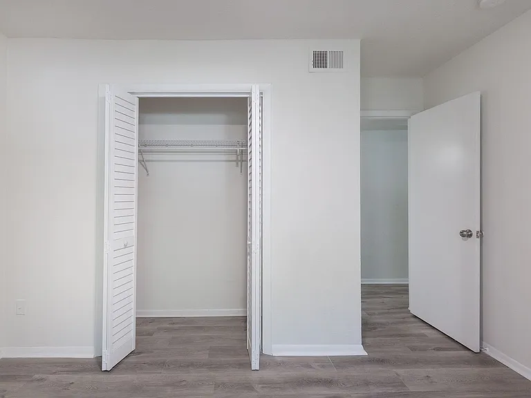 641 Powder Springs Smyrna LLC — Photo 16