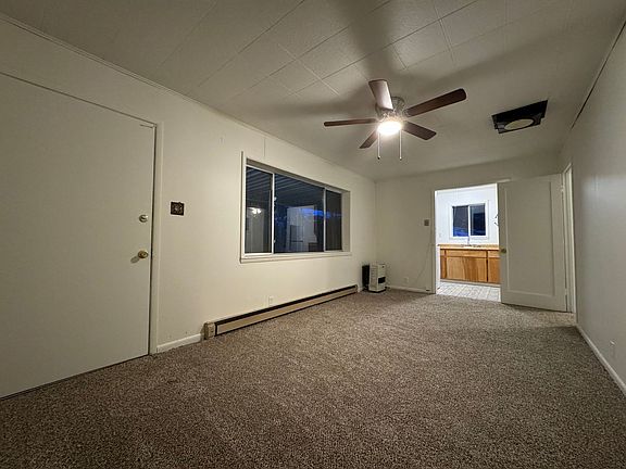 3rd image of 640 Juniper St APT B