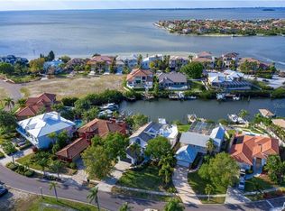 953 Symphony Isles Blvd, Apollo Beach, FL 33572