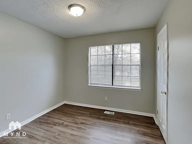 6500 Kathy Cir — Photo 12