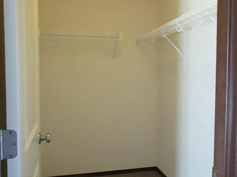 117 N Lenore Ave — Photo 12