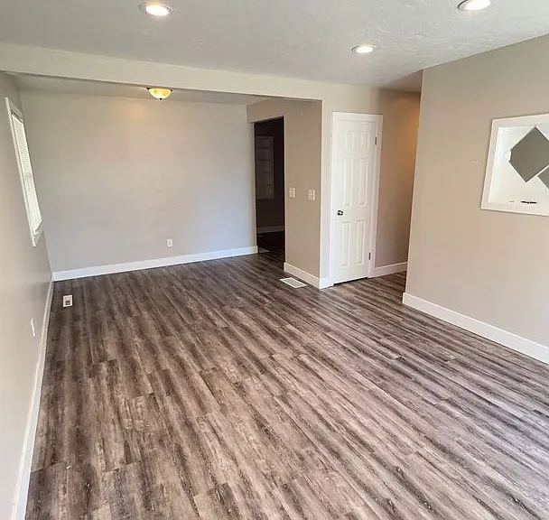 4480 W 5655 S — Photo 3