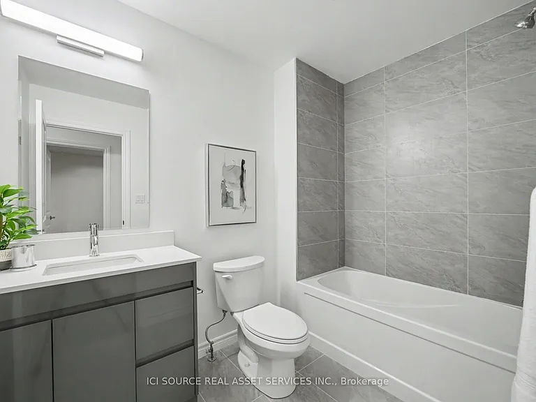 2 Slessor Blvd #10 — Photo 15