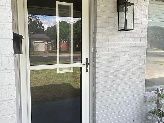 3rd image of 3508 Lenwood Dr