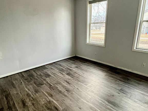 2nd image of 510 Walnut St #1