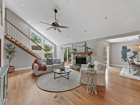5th image of 1893 SEA OATS Drive
