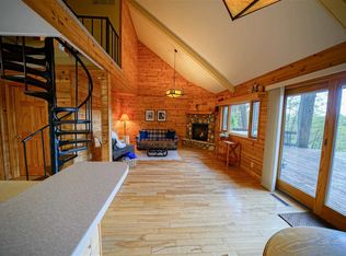 165 Winter Park Dr, Harbor Springs, MI 49740