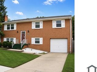 5203 Larwin Ter, Temple Hills, MD 20748