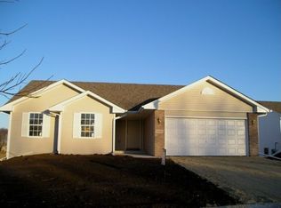 5081 Grand Cape Rd, Rockford, IL 61109